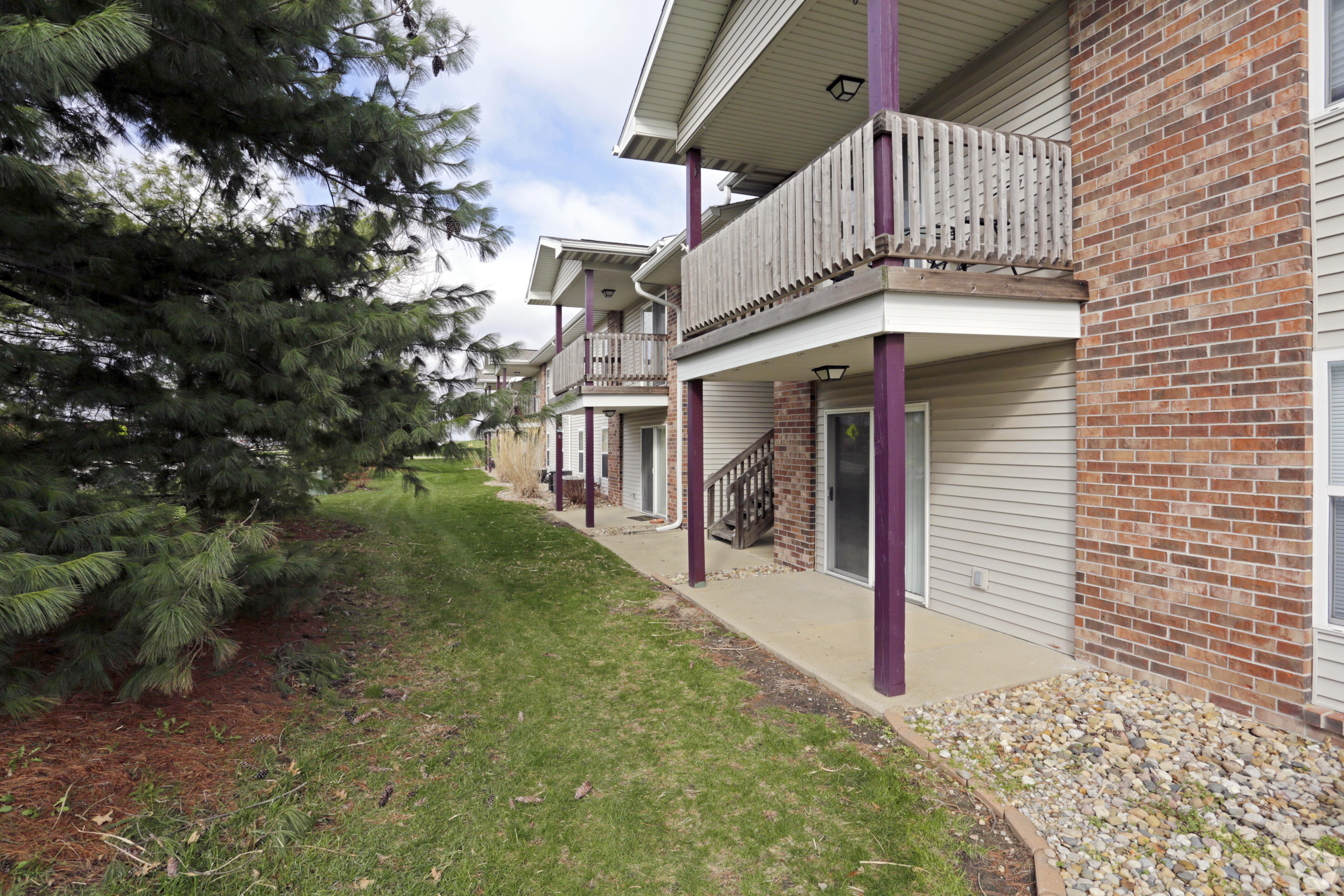 Oakwood Estates Jackson Dearborn Partners™